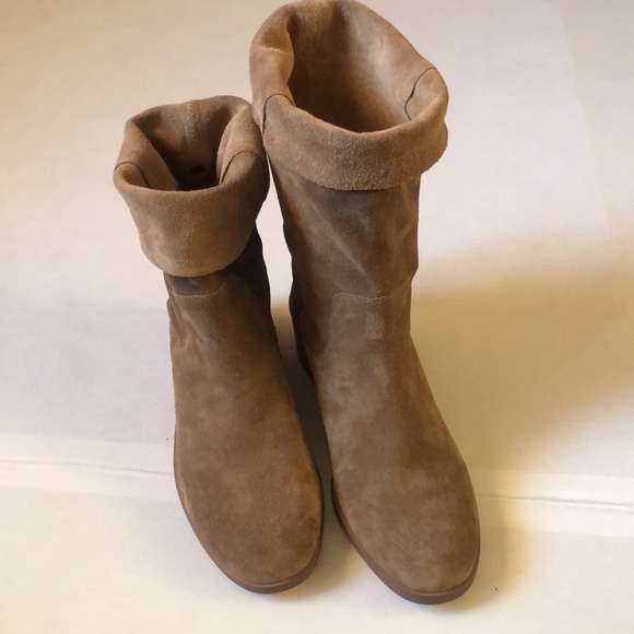 SOLE SOCIETY SUEDE LEATHER BOOTS/NWOT - Picture 12 of 17